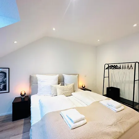 Bonnystay L Balcony L Center L Design Apartment *
