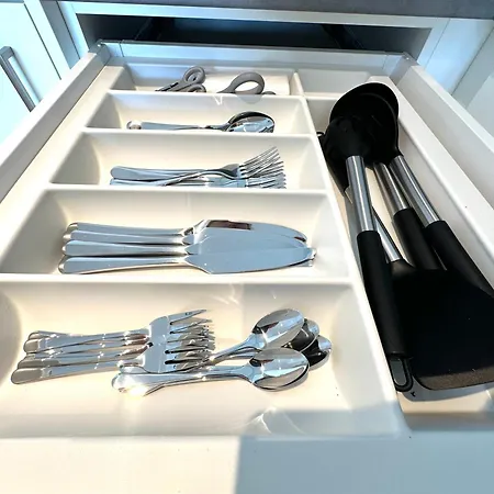 Bonnystay L Balcony L Center L Design